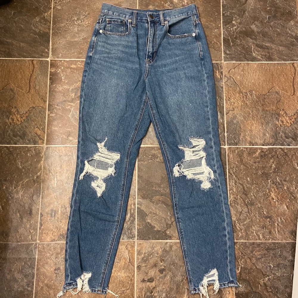 American Eagle Mom Jeans